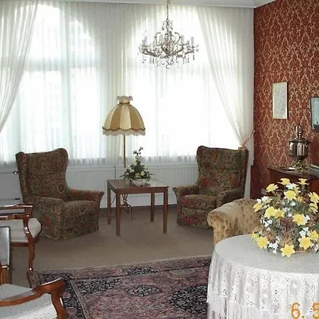 Гостевой дом Haus-maria Бад-Зальцшлирф