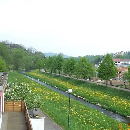 Гостевой дом Haus-maria Бад-Зальцшлирф